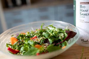 hanfsamen-salat